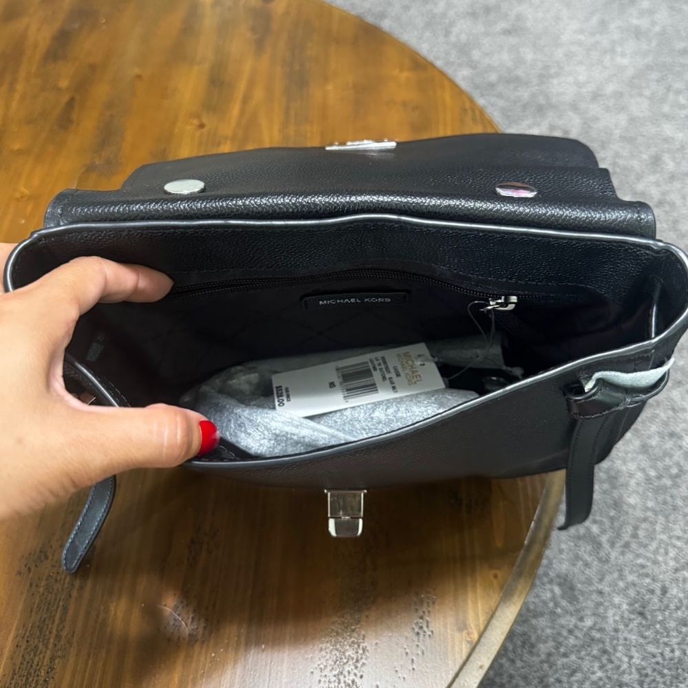 Michael Kors Cassie Floral Applique Black Leather Large Satchel Crossbody Bag - Picture 5 of 10